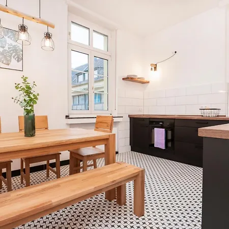 Center Elegance Light * Krefeld