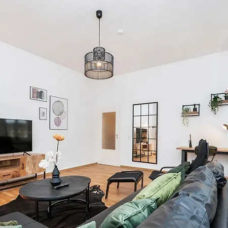 Apartment Center Elegance Light