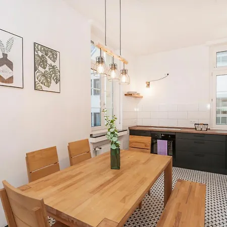 Center Elegance Light Apartment *