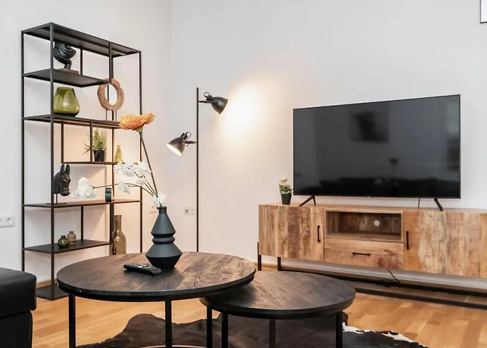 Daire Center Elegance Light Krefeld